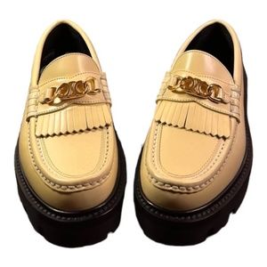 CELINE MARGARET LOAFER WITH TRIOMPHE CHAIN IN POLISHED BULL